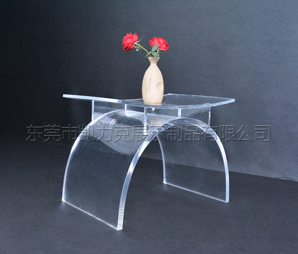 星空无限传媒官网桌子