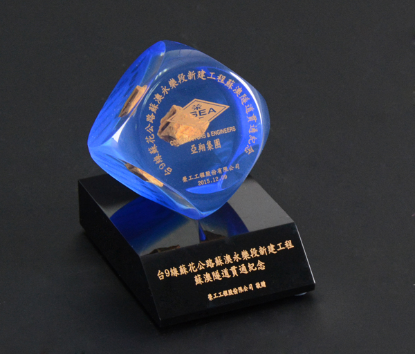 水晶膠工藝品（pǐn）