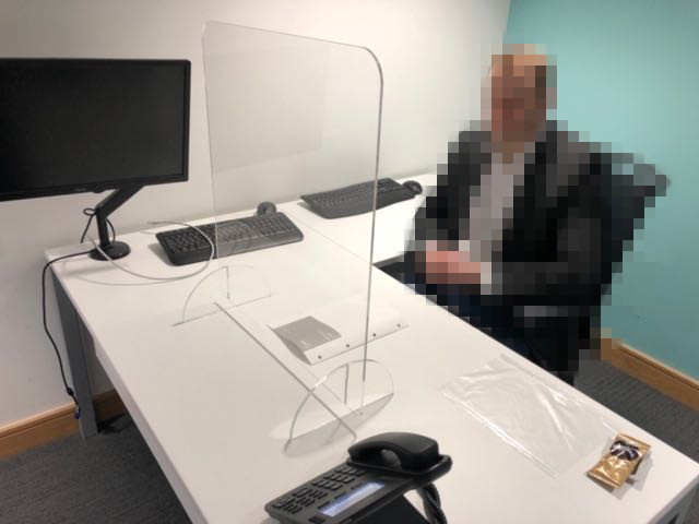 亞（yà）克力擋板