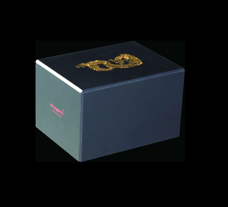 黑色亞（yà）克（kè）力盒（hé）