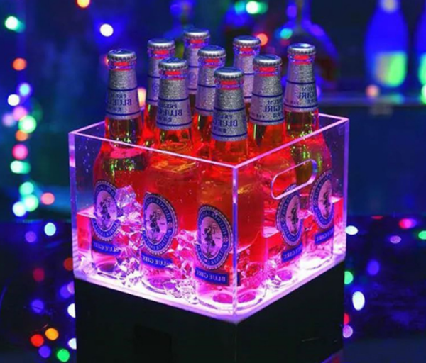 亞克（kè）力冰桶